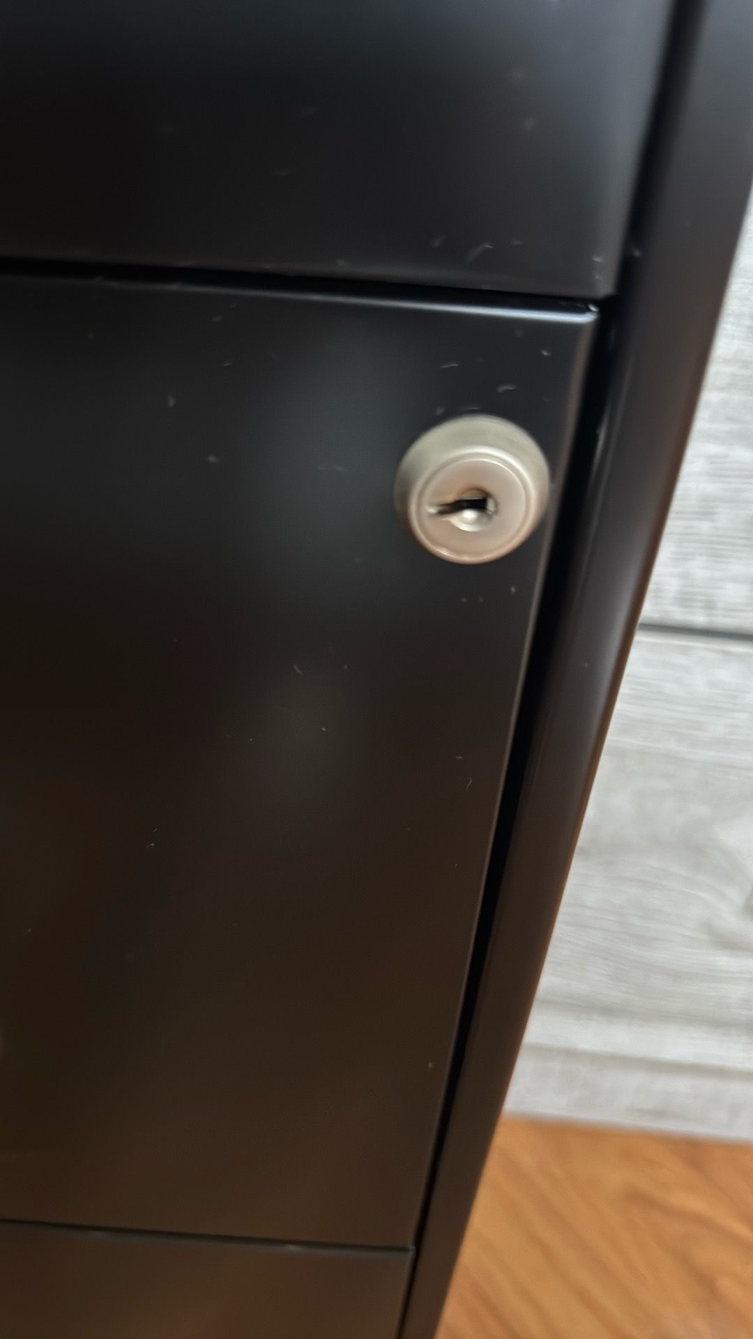 3 Drawer Black Filing Cabinet with Lock & Key - photo 2