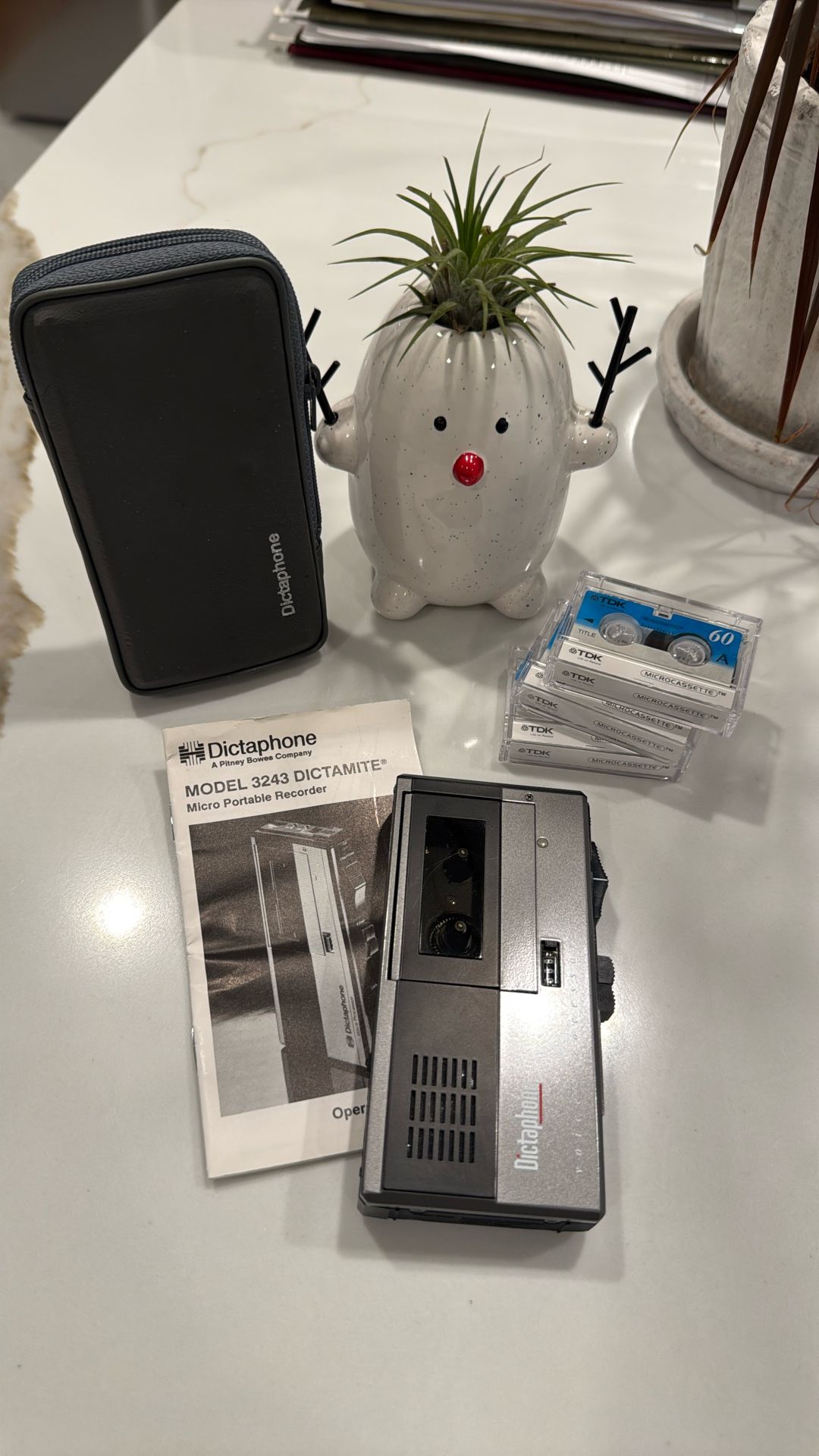 Portable Handheld Recorder With Manual Case And Three Blank Tape - photo 2