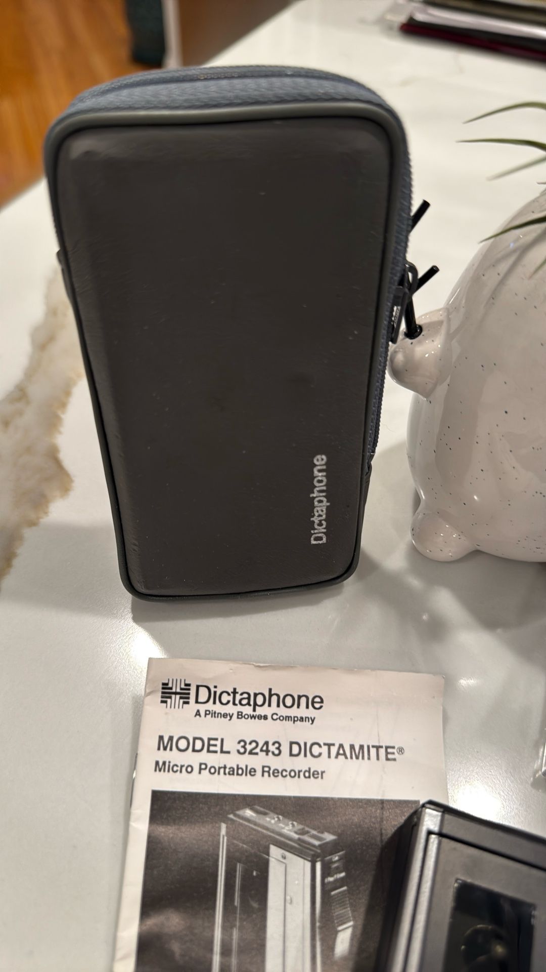 Portable Handheld Recorder With Manual Case And Three Blank Tape - photo 5