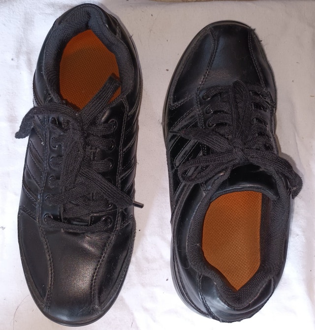 Dr. Scholl's Women's 8.5W Black Leather Bennet Career Shoes $25 - photo 2
