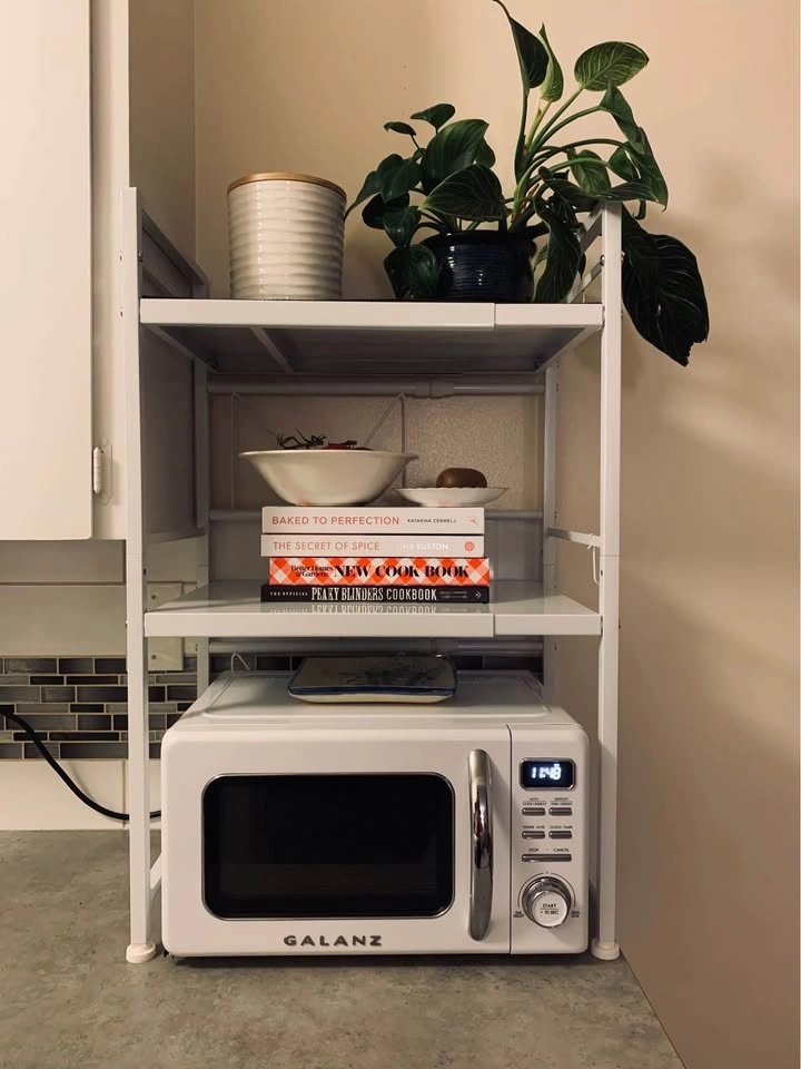Galanz White Microwave Oven - photo 2