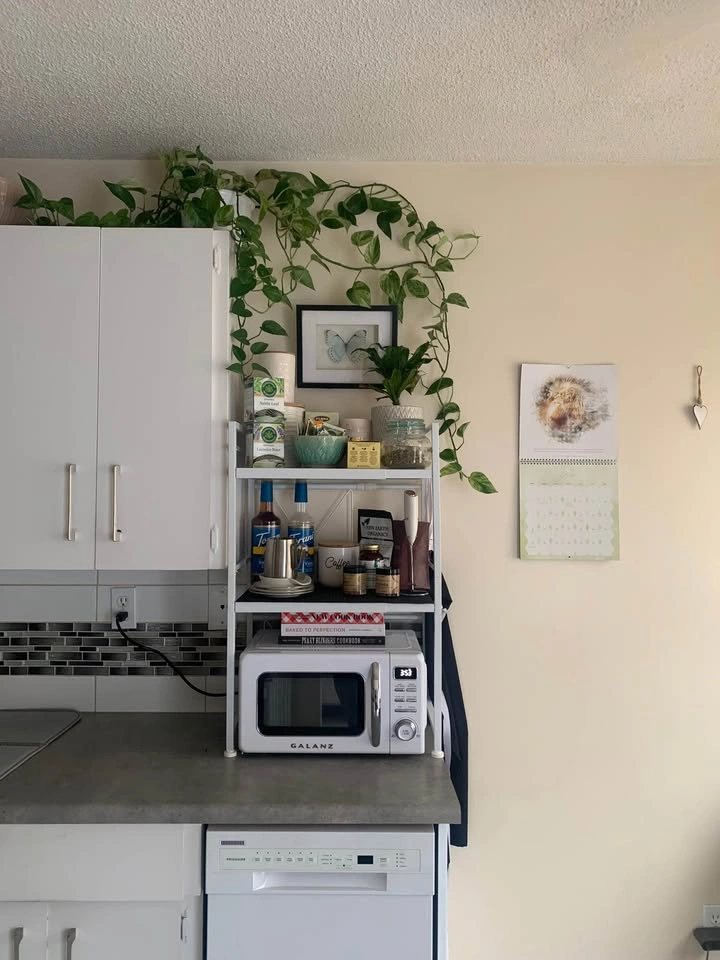 Galanz White Microwave Oven - photo 3