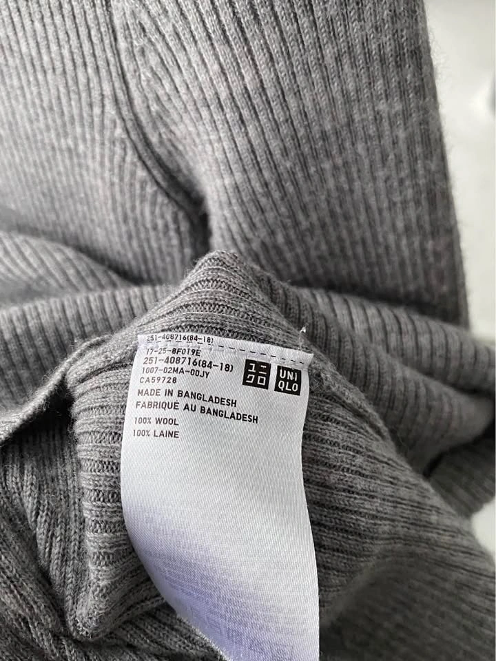 100% Wool Small Uniqlo Grey Turtleneck - photo 3