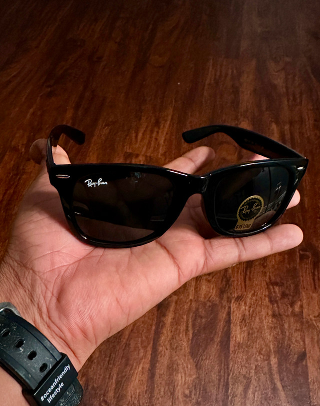 Ray Ban Medium Sunglasses -- Never Used - photo 3