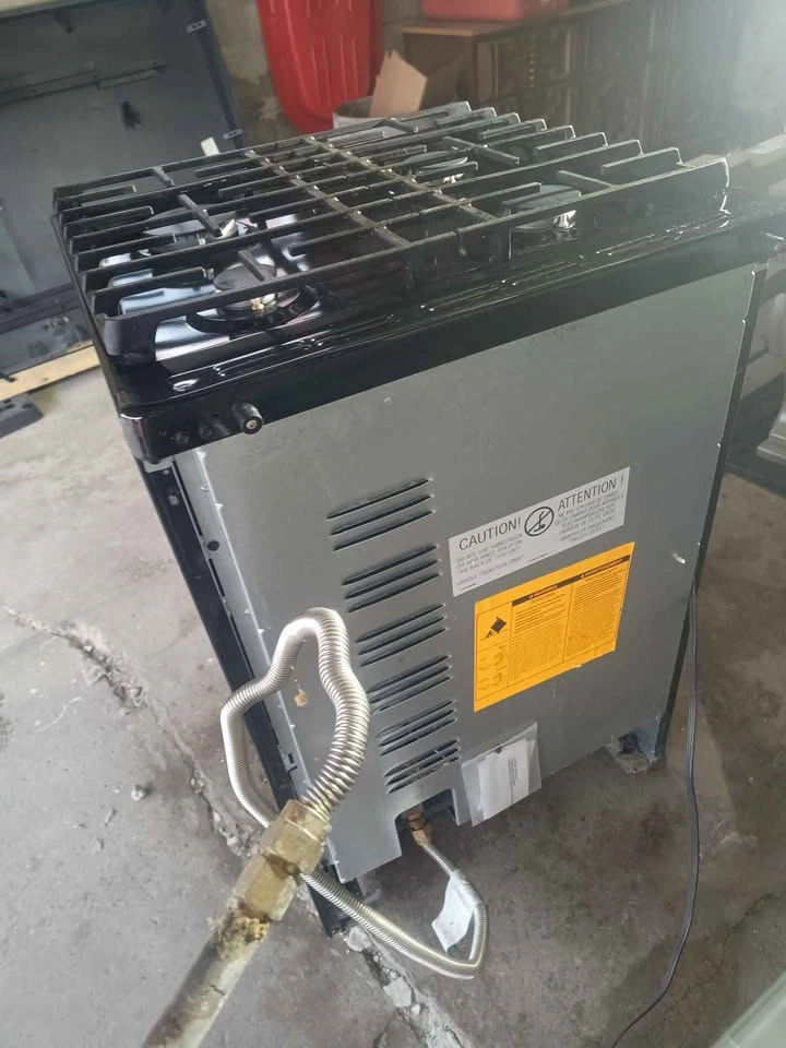 GE Gas Stove - photo 2