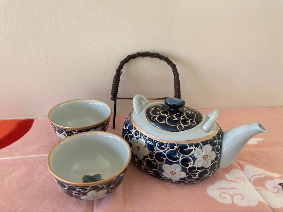 Japanese Tea Pot & Cups Set - Saikai Pottery - photo 5