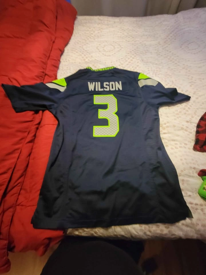 Size Large Seahawks Jersey - photo 2