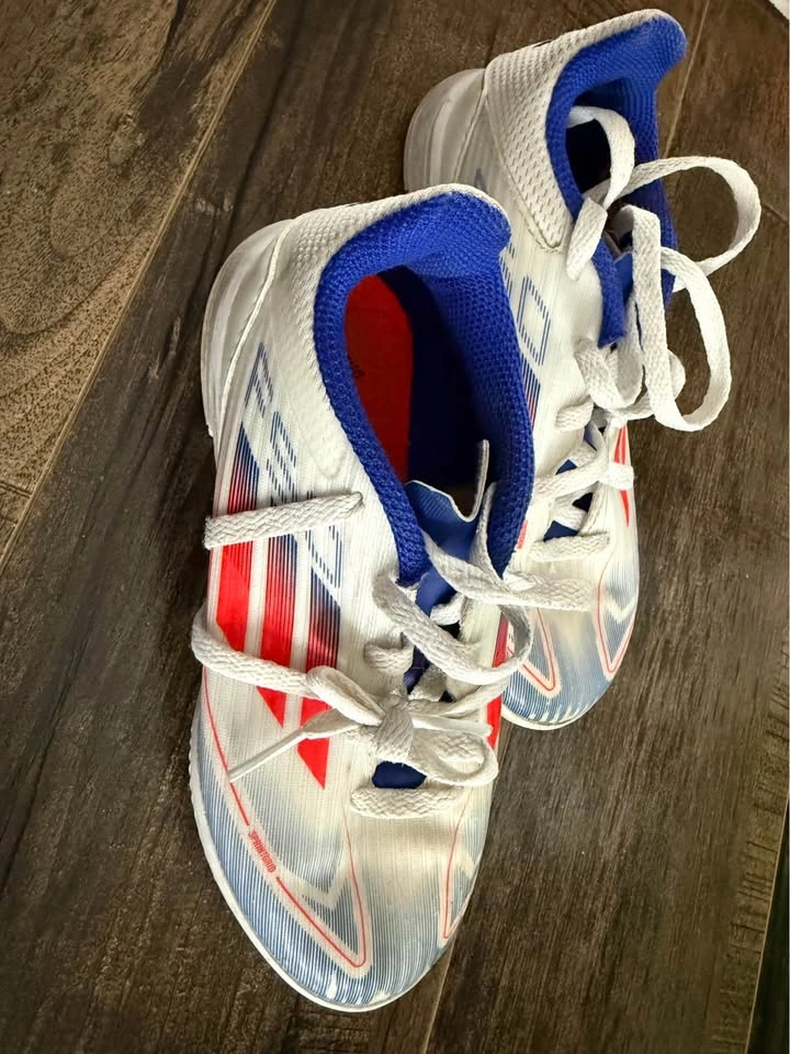 Soccer Shoes - Boys Cleats/Futsal/Turf - photo 4
