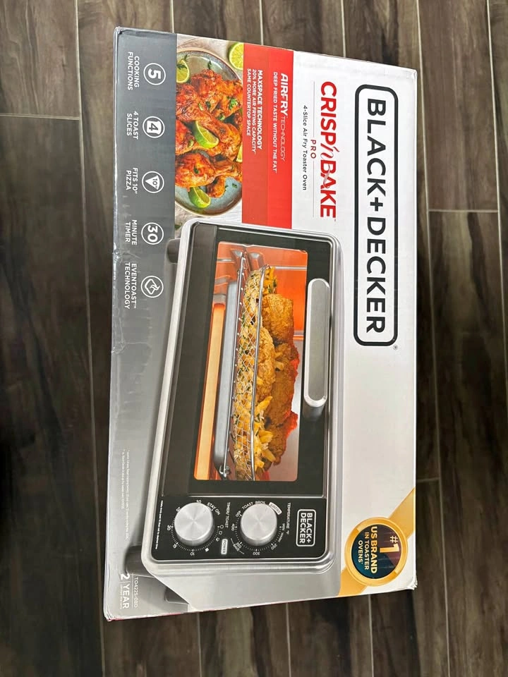 Black & Decker Toaster Oven – Like New