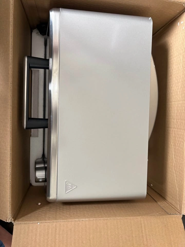Black & Decker Toaster Oven – Like New - photo 2