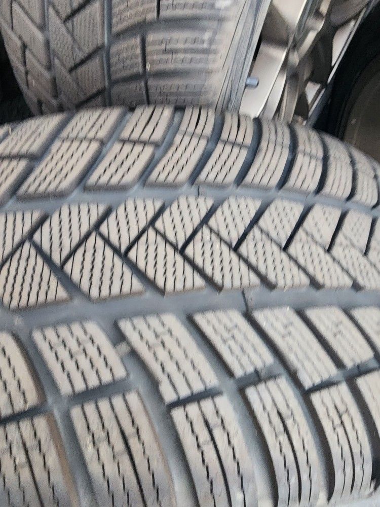 275/40R20 Snow Tires - photo 4
