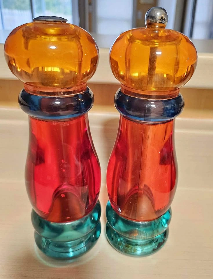 Vintage Olde Thompson Lucite Salt Shaker and Pepper Grinder