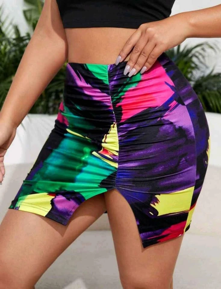 Short skirt