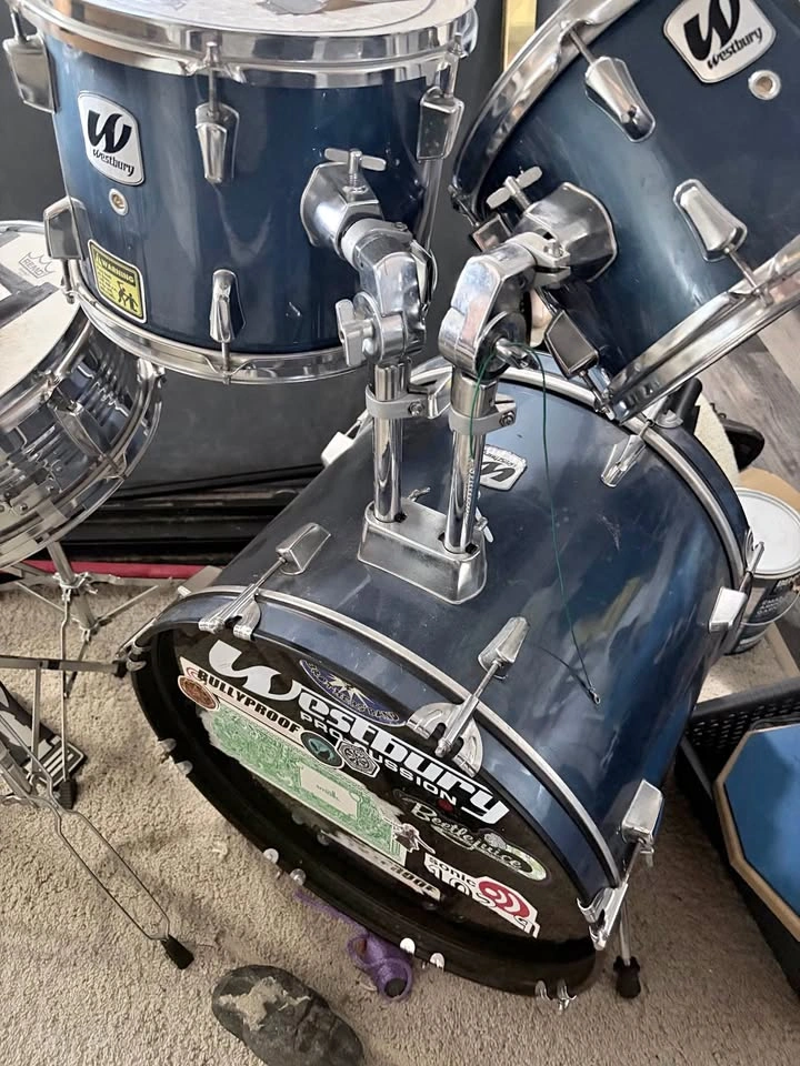 Westbury Drum Set