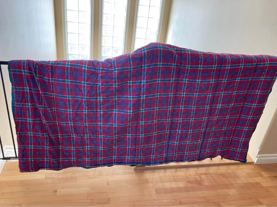 Sleeping Bag With Carrying Case Rugged Terrain 3 Season - photo 3