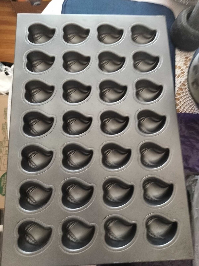 Peach Heart Metal Tray