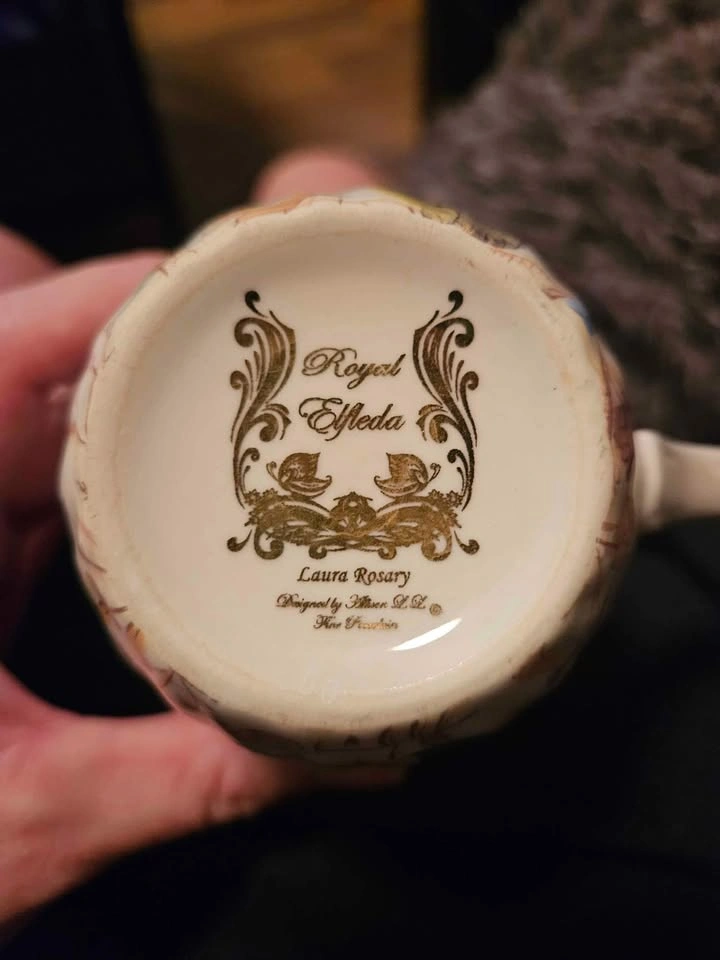 royal elfreda laura rosary vintage teacups - photo 2