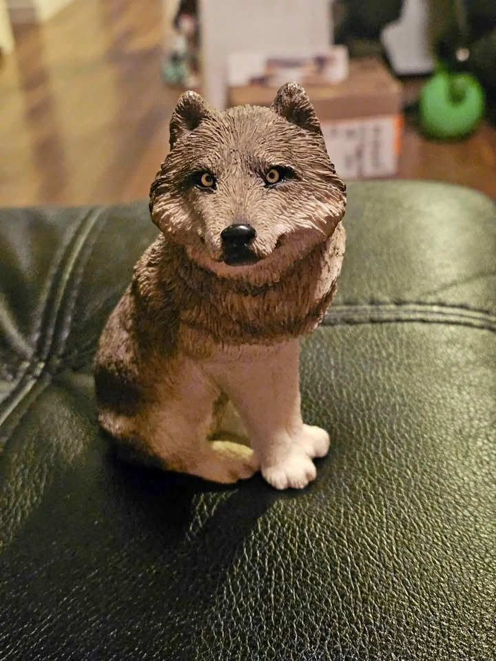 Sandicast Grey Wolf 5"