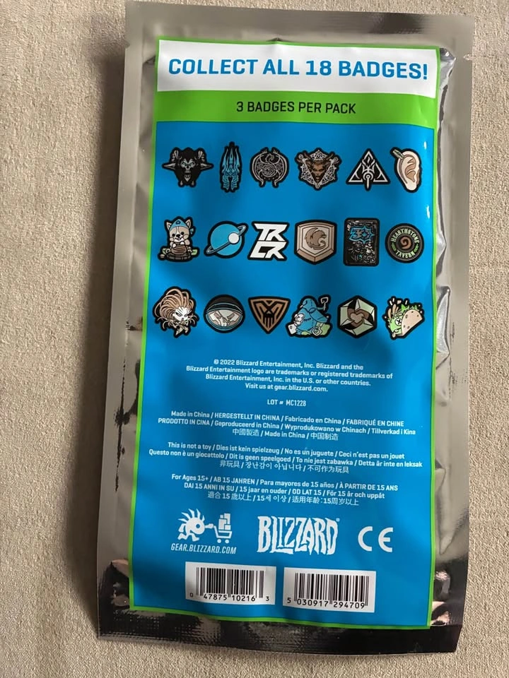 Blizzard Entertainment Series 5 Badge Booster Pack - photo 2