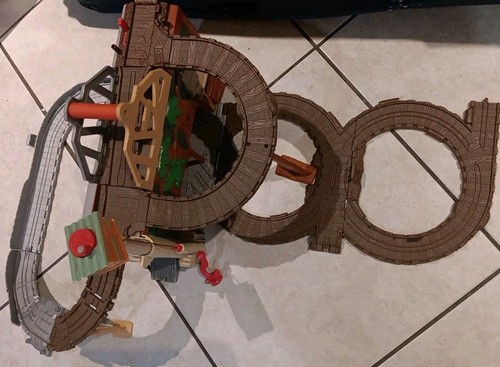 Thomas the Train Take N Play Rescue from Misty Island Playset