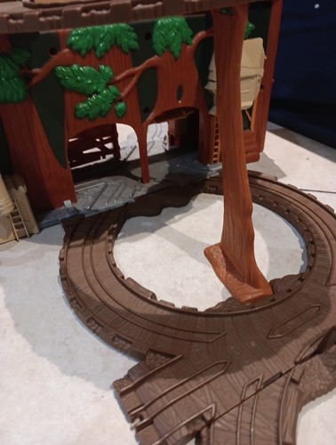 Thomas the Train Take N Play Rescue from Misty Island Playset - photo 4