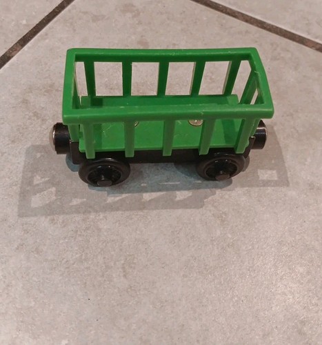 Thomas the Train Circus Cargo Car Wooden Railway Red 2000 - photo 2