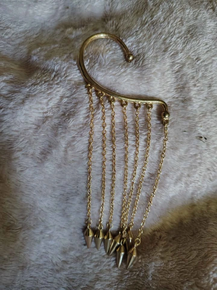 NEW Gold Tone Clip Earring - Ear Cuff Tassel - photo 3