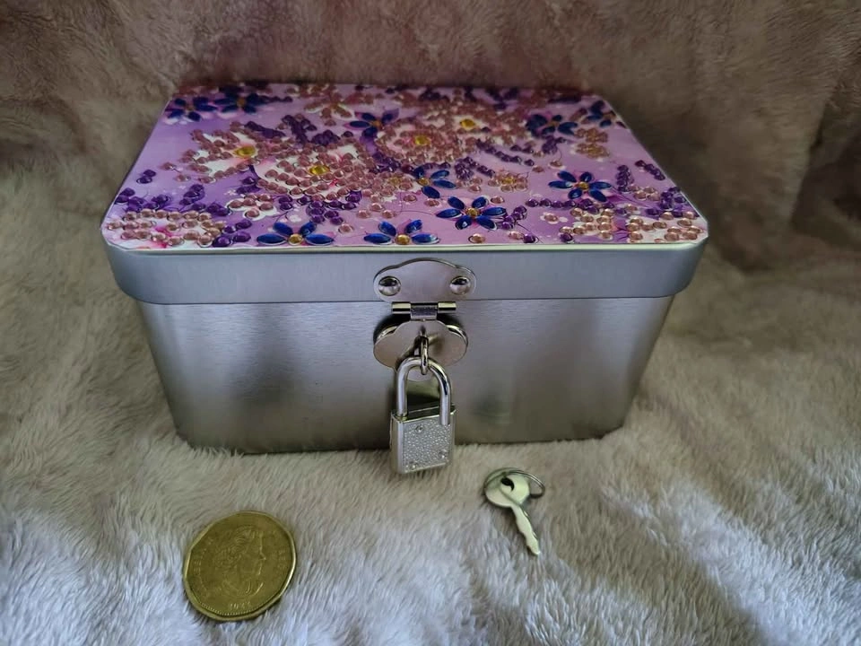 ✨ Handmade Diamond Painting Lockable Jewelry & Trinket Box ✨ - photo 2
