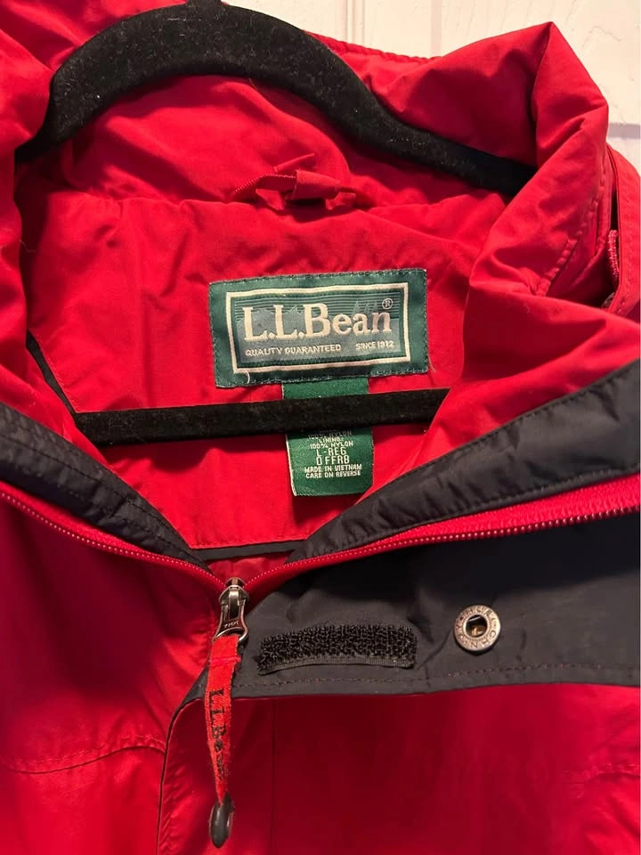 L.L. Bean Mens Size L Waterproof Hooded Windbreaker Rain Jacket - photo 2