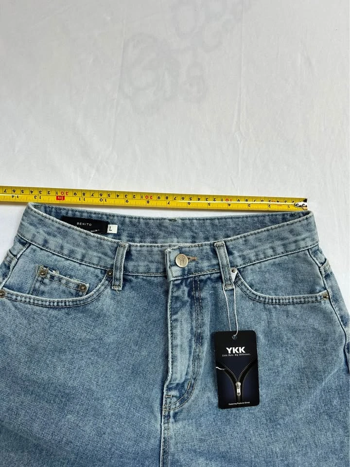 Brand new denim shorts By Benito - photo 2