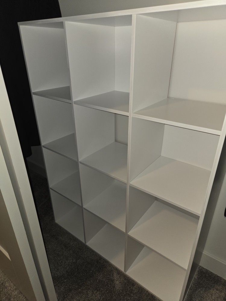 IKEA Billy Bookshelf - photo 2