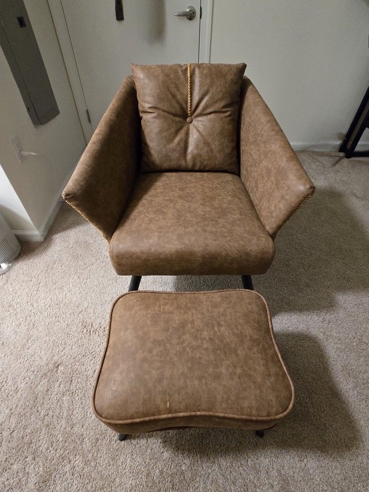 Accent Chair With Foot Rest