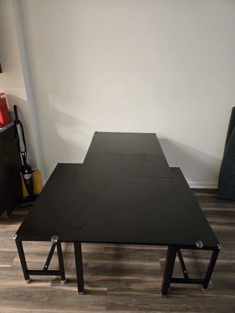 Extendable Dining Table