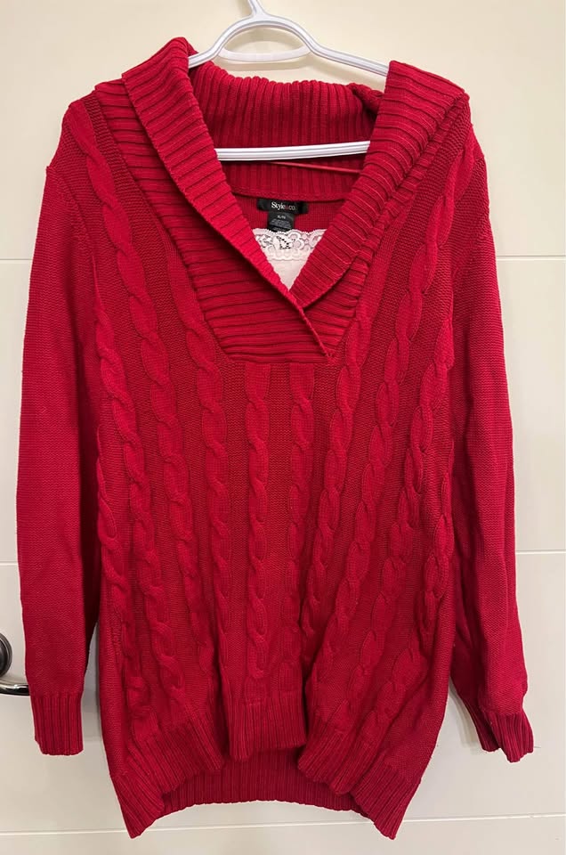 Women’s Style and Co Red V-Neck sweater size XL - photo 2