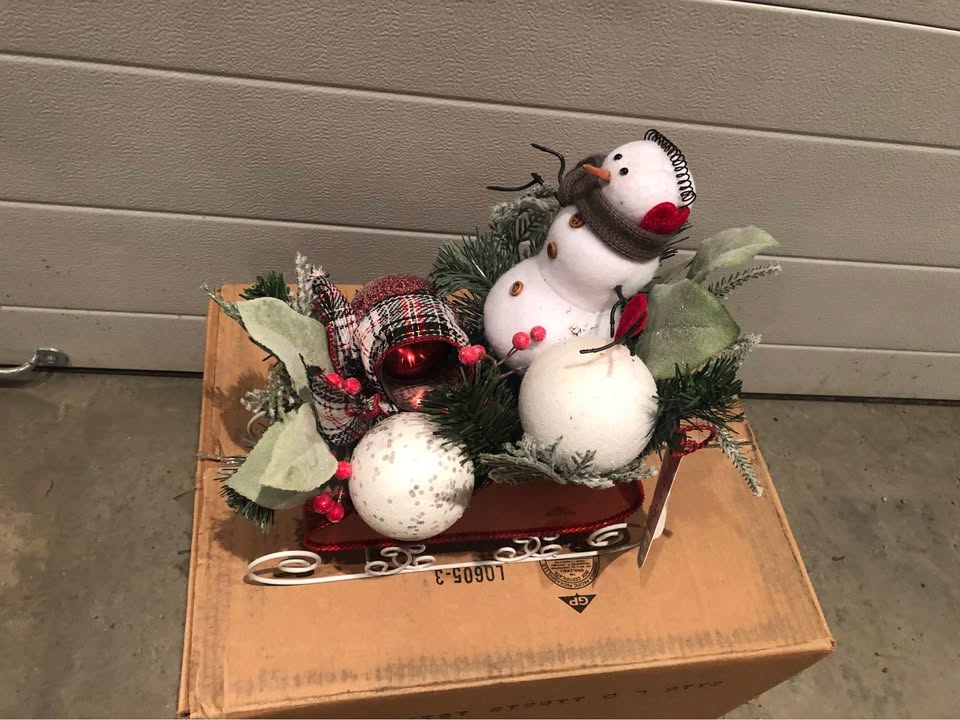 Christmas Designer Floral arrangement snowman in sleigh - photo 4