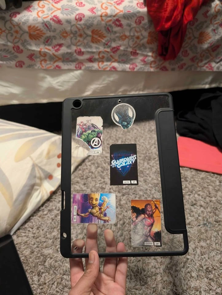 iPad 9th Generation with Accessories - photo 4