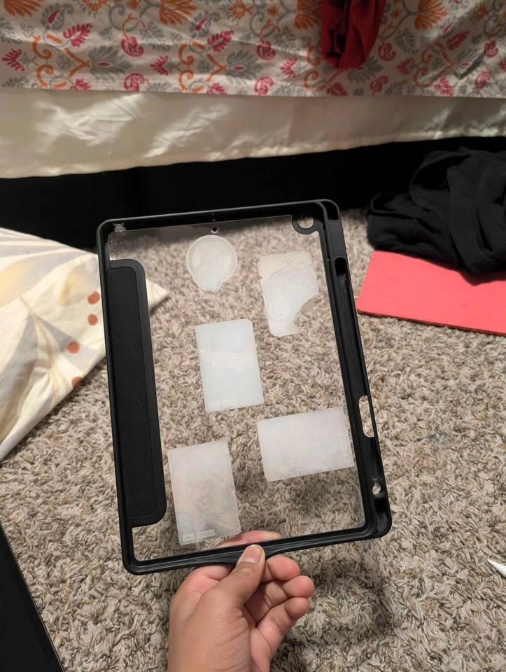 iPad 9th Generation with Accessories - photo 5