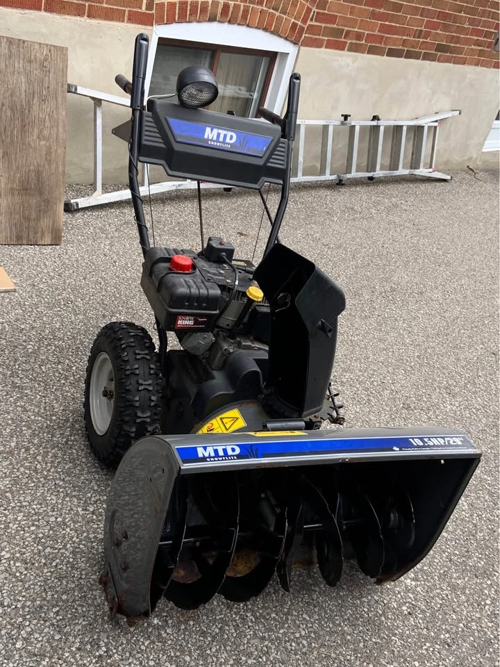 MTD Snowflite Snow Blower – 10.5 HP / 29” - photo 5