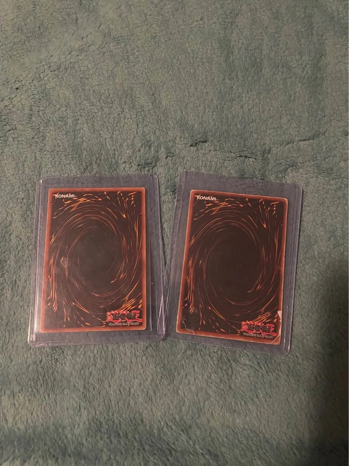 Two Blue Eyes White Dragon Cards - photo 2