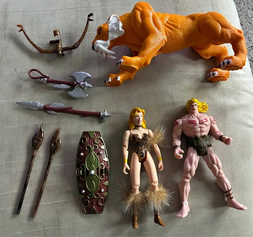 1997 Toy Biz X-Men Savage Land Ka-Zar & Zabu Figures