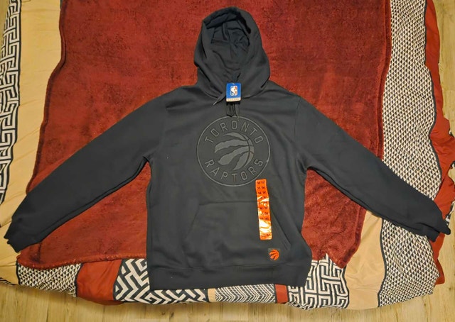 Toronto Raptors Pullover Hoodie (Brand New, Medium)