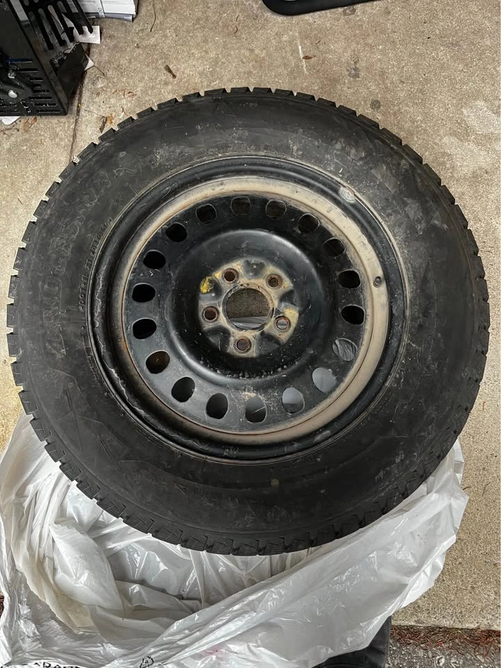 Set of 18" Bridgestone Blizzak Winter Tires & Black Steel Rims - photo 2
