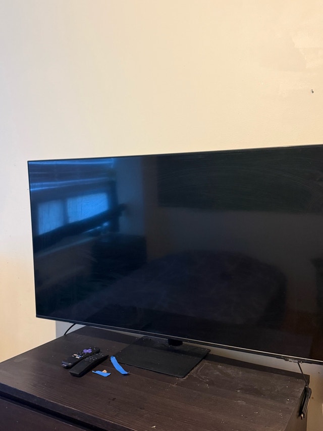 Samsung 43” 4K UHD Smart Monitor/Display with Roku
