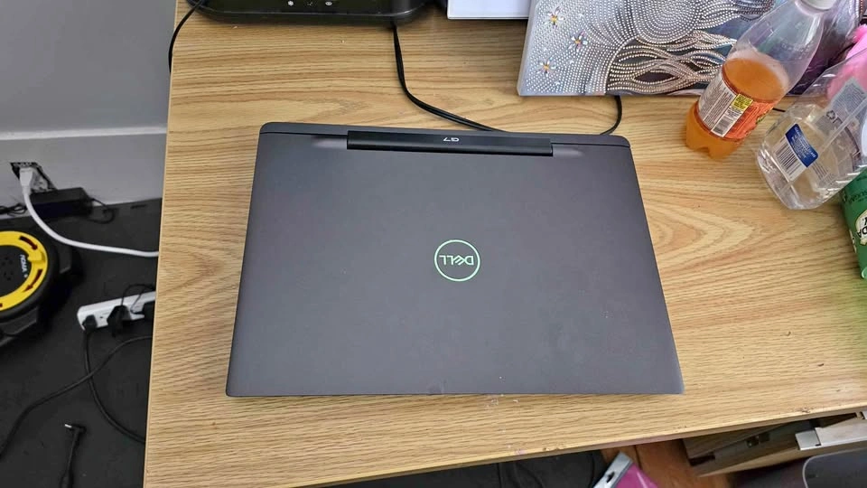 Dell G7 17 7790 Gaming Laptop + Backpack