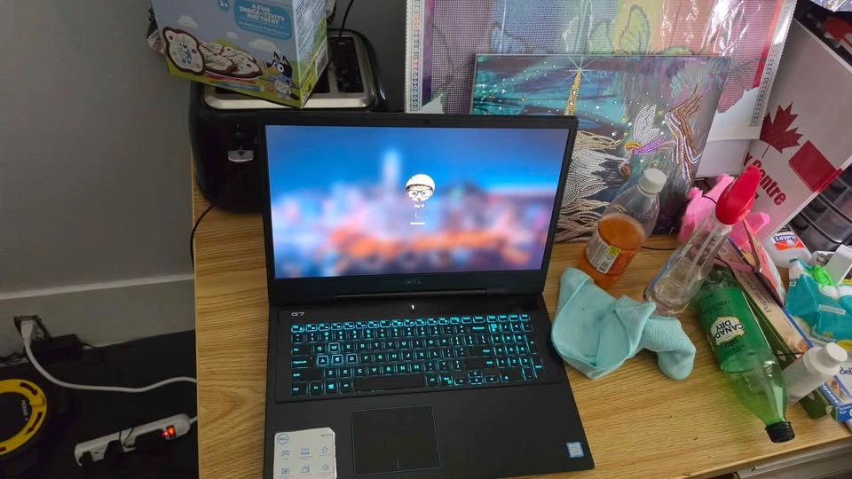 Dell G7 17 7790 Gaming Laptop + Backpack - photo 5