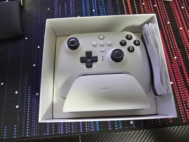 8bitdo Ultimate Controller - photo 3