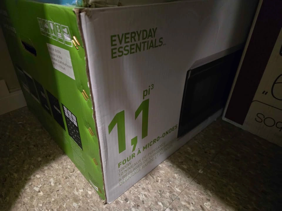 Microwave [Must go] Essential Everyday 1.1 cu ft - photo 4