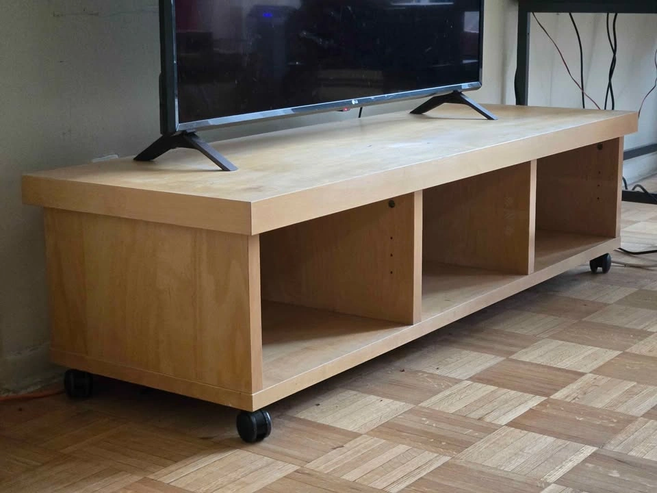 Wooden Ikea TV bench [Moving sale] - photo 3