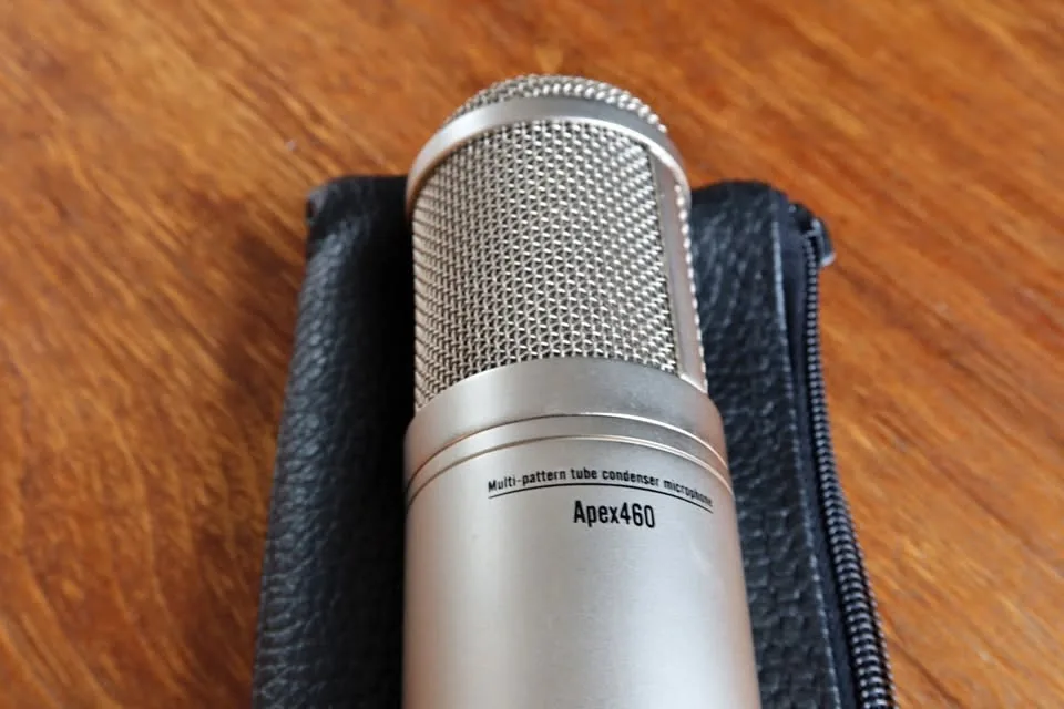 Apex 460 Tube Condenser Mic w/ Case, Accessories