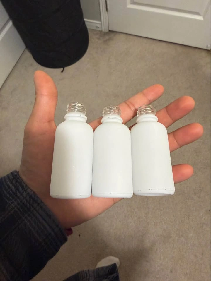 30ml Matte White Boston Round Glass Bottles - Box - photo 2